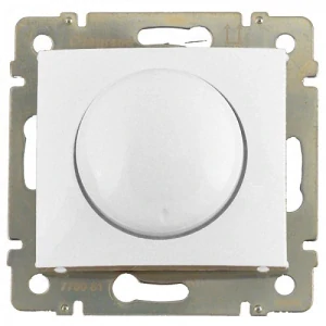 Legrand STMIVAC 400W OTOCNY /770061/