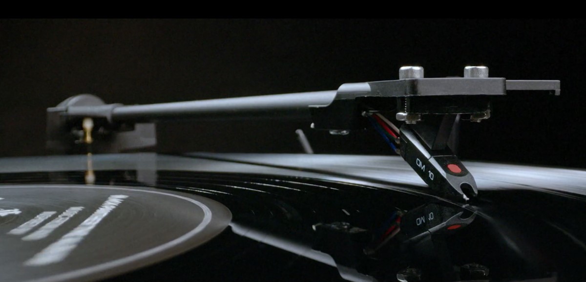 Pro-Ject A1 - plně automatický gramofon