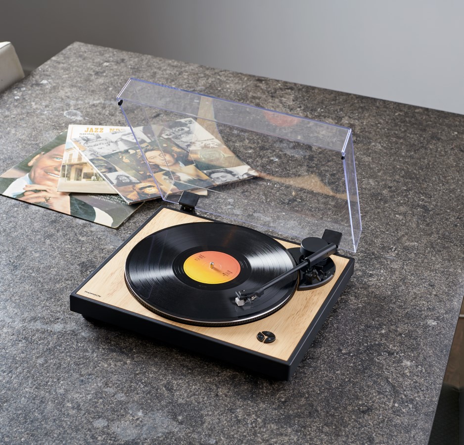 Thomson TT300 - designový gramofon